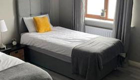 Number Twelve - Photo 4