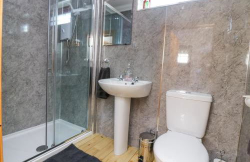 Smiddy Bothy - Photo 19