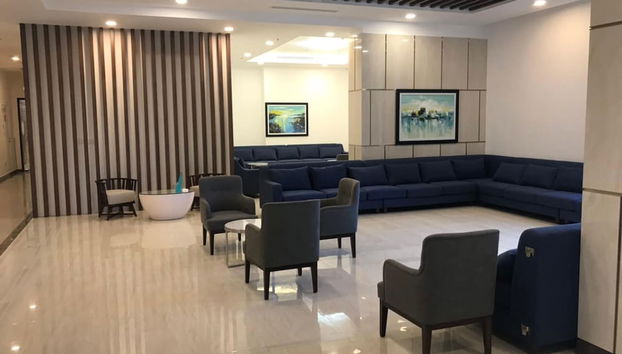 Coin salon dans le hall