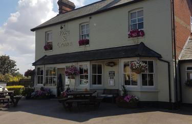 Modern Luxury 1 bed apartment with parking near Stansted Airport - Foto 29