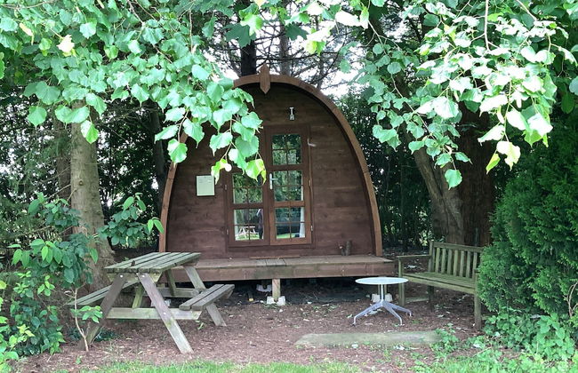 Woodland Camping pod With use of Campsite Bathroom - Photo 26