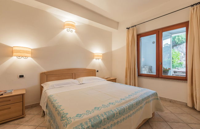 Capo Ceraso Family Residence - Photo 9