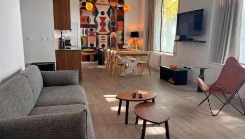 Au Cheval Blanc - Appartement Familial 6P Parking privé proche Colmar Centre - Foto 3