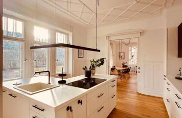 luxuriöse Altbau Wohnung in Denkmal-Villa - Foto 3