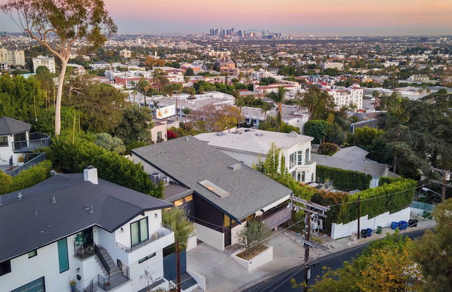 Kings Road West Hollywood Luxury Pool, Views, Firepit, Modern Design - Foto 49