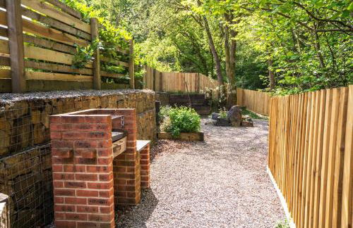 Mint Lodge 1BR with Hot Tub near Black Mountain - Foto 28