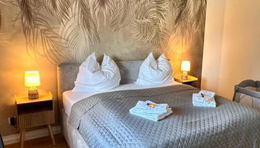 Relax Home Eschweiler Sauna & Gemütlichkeit, WLAN, Netflix, Kingsize Betten, Enspannung - Foto 2