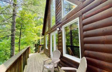14 Guest 7 Bed 4 BR Lakefront Cabin w Hot Tub - Foto 1
