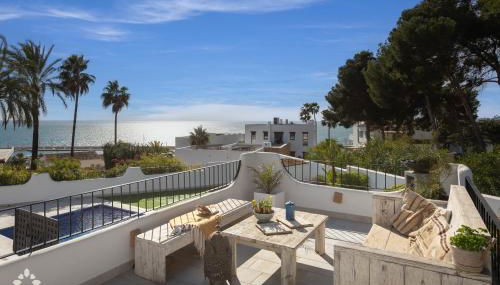 Villa Mar Coral by Abahana Luxe - Photo 2, Garden, sunbed, Garden view