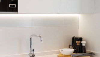 RANHOMES RENTALS APARTMENTS - Photo 4, stove