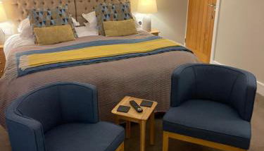 Horncliffe room only accommodation - Photo 1