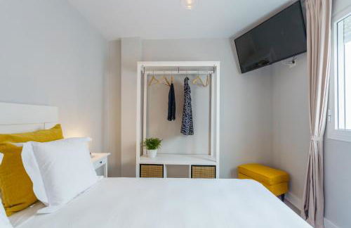 Apartamentos Circulo De Artistas - Photo 17