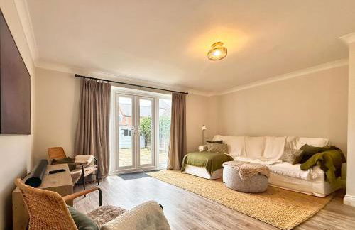 Newly Renovated Brightlingsea 3BDR Coastal Retreat - Foto 11