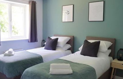 The Pavilion - Stunning, 4 Bedroom House with Free Parking - Foto 14