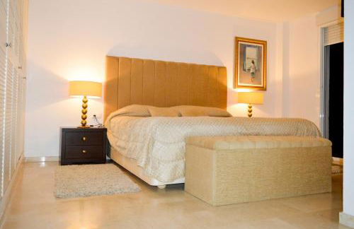 Villa Bendex Estepona Costa Del Sol - Photo 31