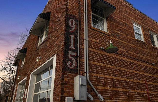 Riverside Trade Retreat Avantstay Industrial-chic, Near Downtown Asheville - Foto 33