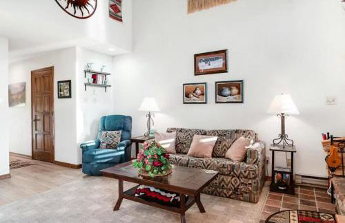 Mountain Condo w Views, Balconies and Fireplace - Foto 11