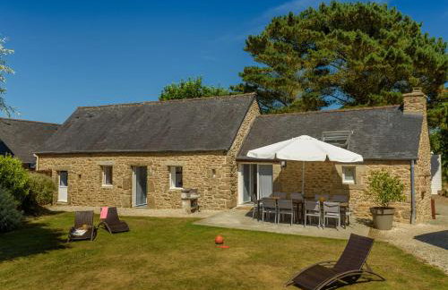 Peaceful Holiday Home in Plouguin With Indoor Pool - Foto 30