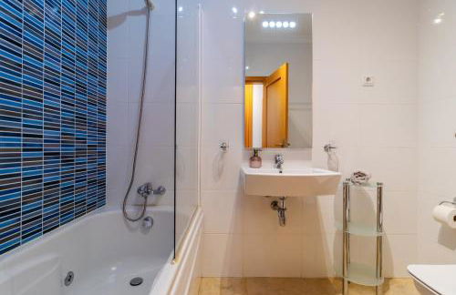 James's Quinta das Palmeiras, spacious 2 bedroom apartment in luxury complex, walking distance to town and beach - Foto 39