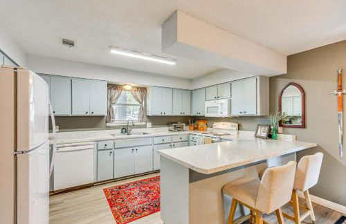 Cottage Vibes in Shalimar! Pet-Friendly Townhome - Foto 11