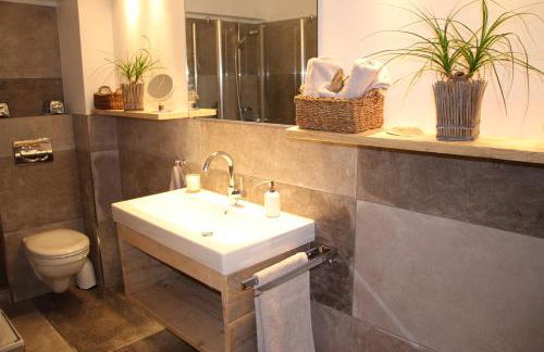 Hygge House - mit Garten, Dachterrasse und Weitblick - Foto 19