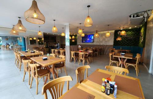 Apart Hotel Alecrim Praia de Camboinhas com Marina pe na areia - Foto 78