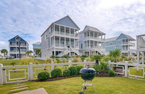 Walk to Galveston Beach Family Gem with Balconies! - Photo 38