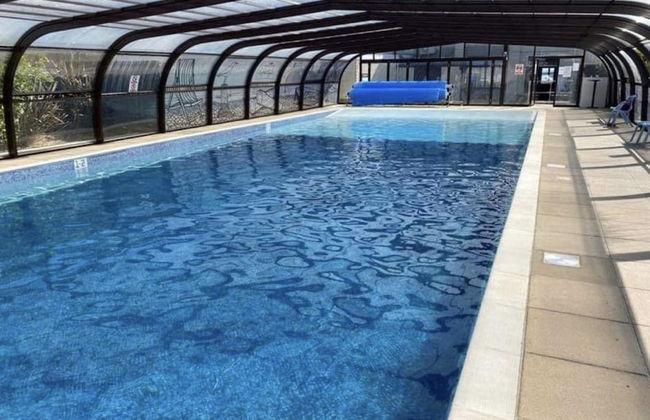 Villa - Sleeps 6 - Pets Ok - Pool - Parking - Foto 8