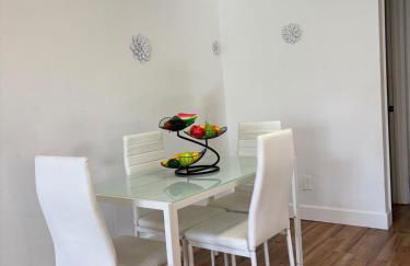 Bright 2BR Poolside Retreat Downtown Fort Myers - Foto 17