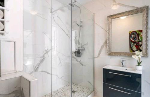 Design loft Studio climatisé parking et piscine - Foto 13