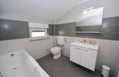 Villa Martina - Photo 32