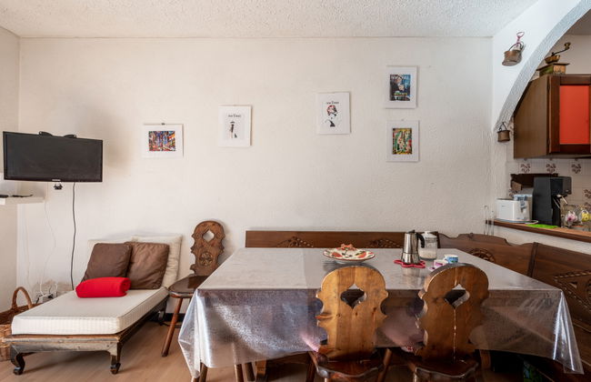 2 bedroom Apartment in Sauze d'Oulx with garden - Photo 9