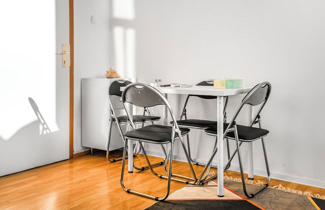 Shared 2BR Residence by Millennium Tower - Photo 19