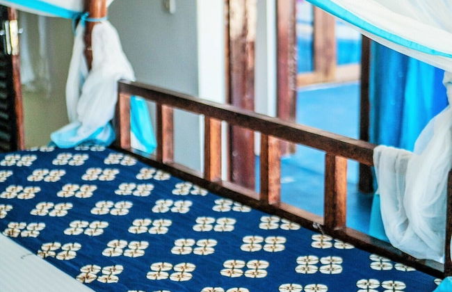 Villa - Right on the Beach, Under the Coconut Trees, Sleeps 10, Pool, Chef - Foto 15