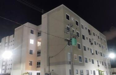 FLAT ACONCHEGANTE poucos min da praia - Foto 75