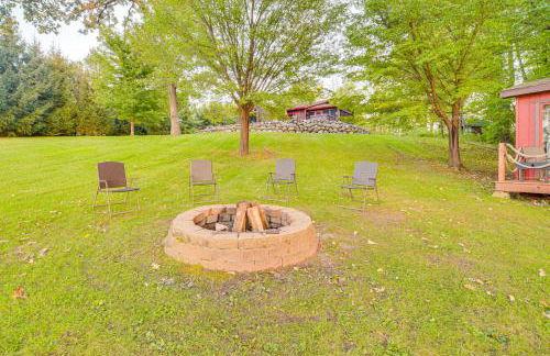 Patio, Views and Hot Tub Quiet Lakeside Cabin - Foto 33