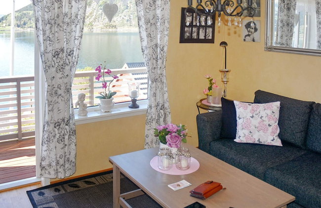 4 Person Holiday Home in Selje - Foto 8