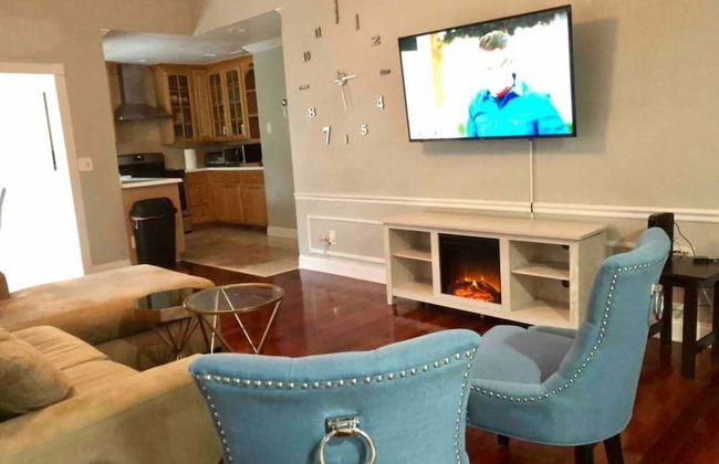 6151 Sandcrest · Next to Universal. Pool Sleep 9. Walk to Park - Photo 17