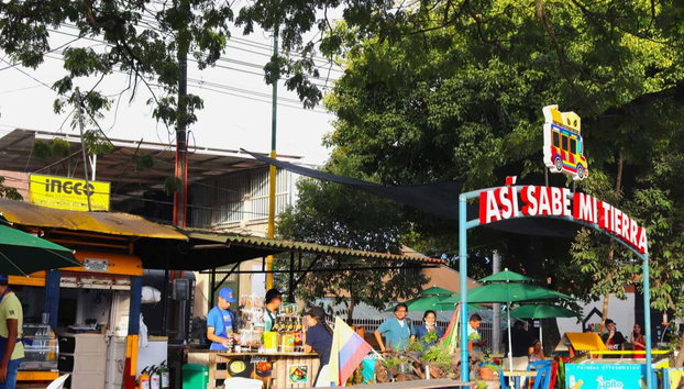 Neiva Tour - Photo 4, A food market in Neiva