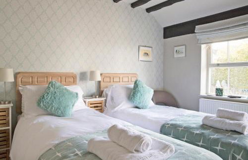 Hawthorn Farm Guest House - Photo 20