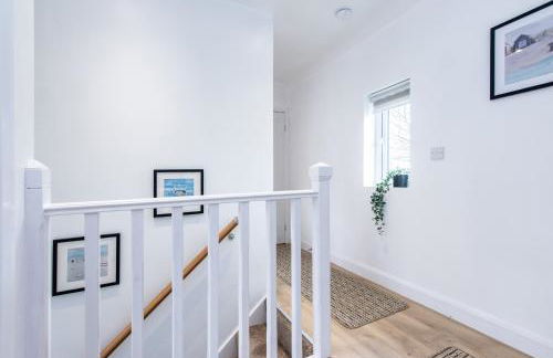 3 Bedroom Terraced House in Beeston Ideal for Corporate Stays - Foto 25