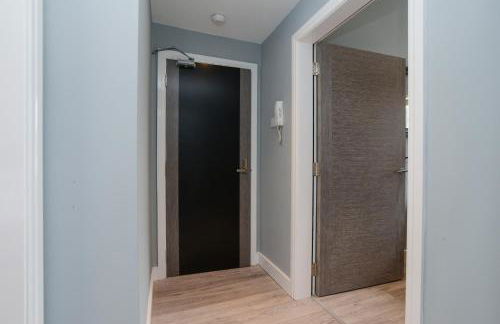 Arena Apartments - Stylish and Homely Apartments by the Ice Arena with Parking - Photo 77