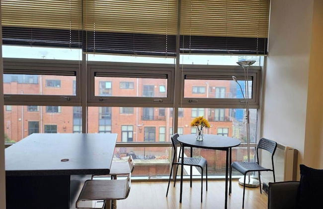 π‘ 1BR Flat Nr Childrens Hospital & Uni π Free Parking - Photo 11