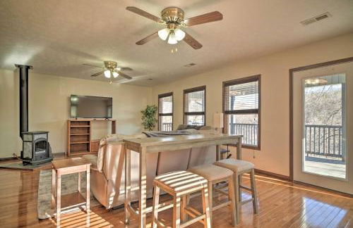 Caryville Home with Dock, Steps to Norris Lake! - Foto 4