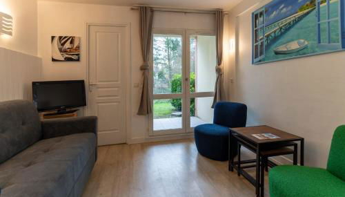 Appt rez de jardin 6 personnes avec piscine tennis et parking gratuit 21 - Foto 3