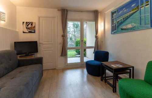 Appt rez de jardin 6 personnes avec piscine tennis et parking gratuit 21 - Foto 3