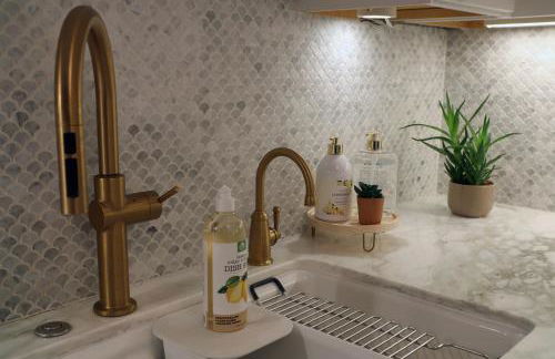 La Jolla Beach Villa Gem - Photo 22