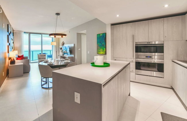 Splendid Resort - Oceanview 1BDR & 1BA Apt Right on the Beach, Heated pool, GYM - Foto 140