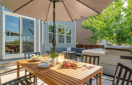 Canal Trail Base Camp by AvantStay Hot Tub Deck Walk to Pickleball 10 Min to Bend Family Friendly - Foto 62