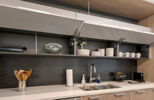 Experience Downtown Chicago at Millennium - Luxury Apartments in The Loop - Photo 75